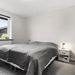 Stunning In With Kitchen