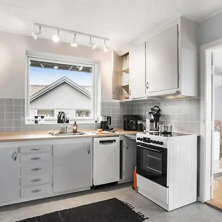 Stunning In With Kitchen 펜션 *