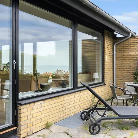Feriehus Stunning In With Kitchen